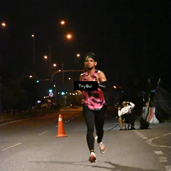 Runner Photo 7704624