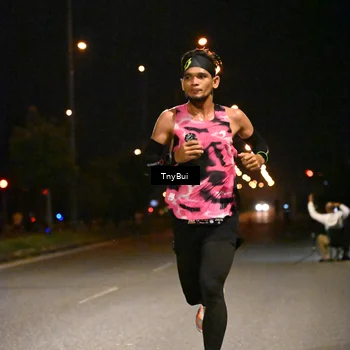 Runner Photo 7704640