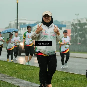 Runner Photo 7704648