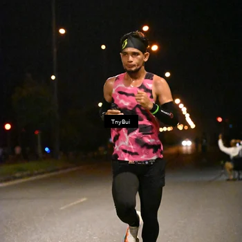 Runner Photo 7704649
