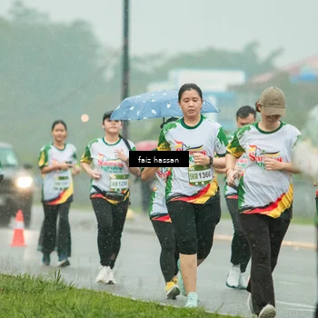 Runner Photo 7704655