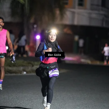 Runner Photo 7704657