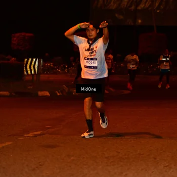 Runner Photo 7704659