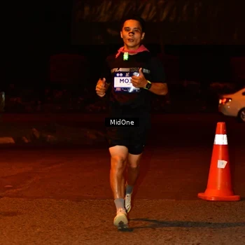 Runner Photo 7704661