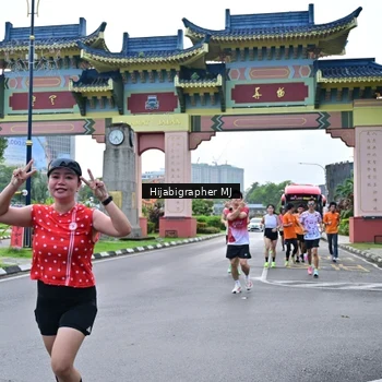 Runner Photo 7704683
