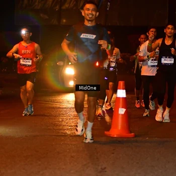 Runner Photo 7704696