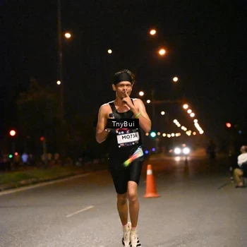 Runner Photo 7704700