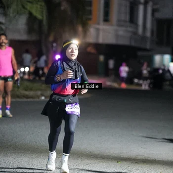 Runner Photo 7704705