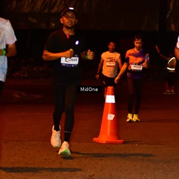 Runner Photo 7704733