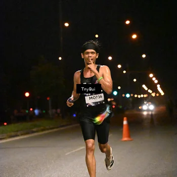 Runner Photo 7704743