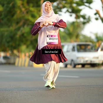 Runner Photo 7704748