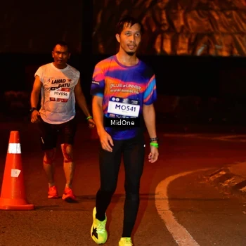 Runner Photo 7704749