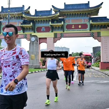 Runner Photo 7704764