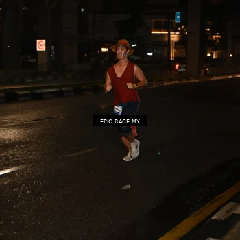 Runner Photo 7704766