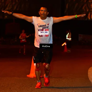 Runner Photo 7704772