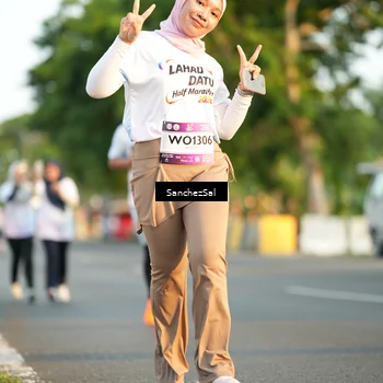 Runner Photo 7704775