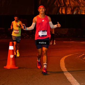 Runner Photo 7704777