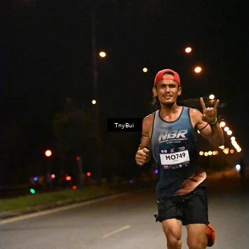 Runner Photo 7704780