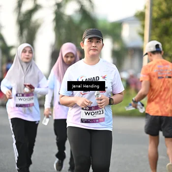 Runner Photo 7704783