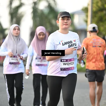 Runner Photo 7704791
