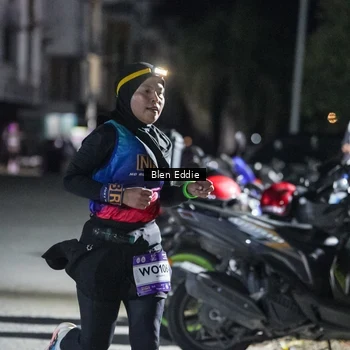Runner Photo 7704794