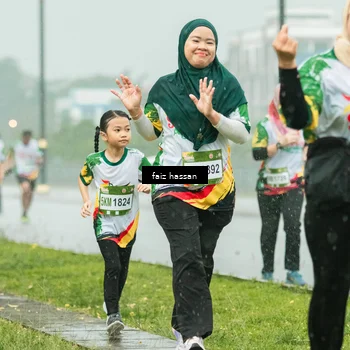 Runner Photo 7704796