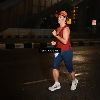 Runner Photo 7704799