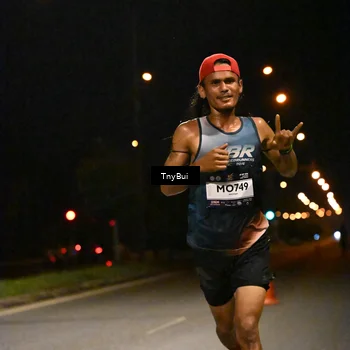 Runner Photo 7704802