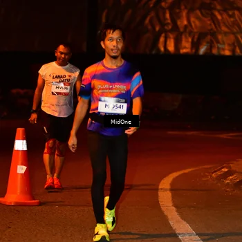 Runner Photo 7704806
