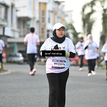 Runner Photo 7704816