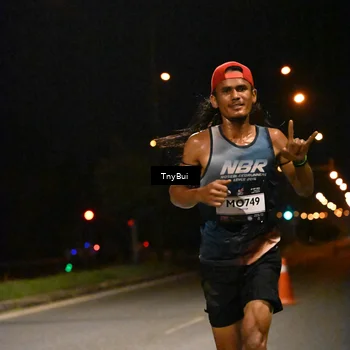 Runner Photo 7704821