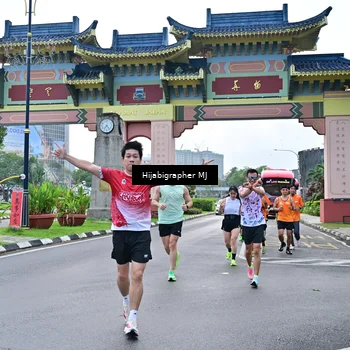 Runner Photo 7704826