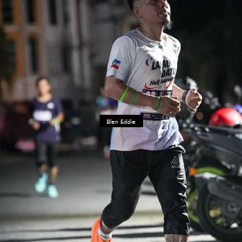 Runner Photo 7704830