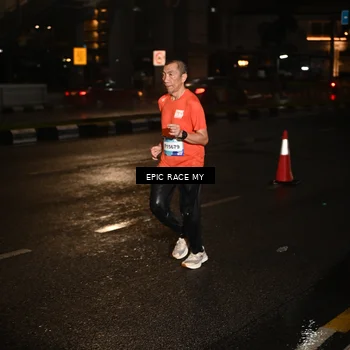 Runner Photo 7704831