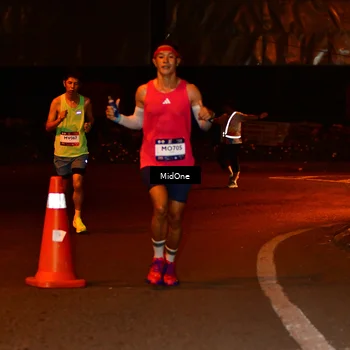 Runner Photo 7704833