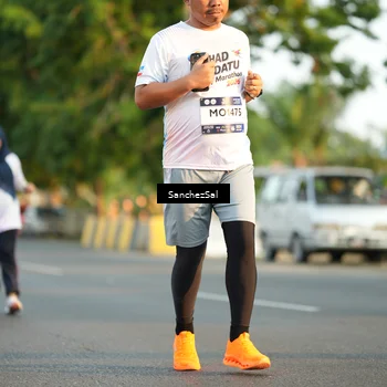 Runner Photo 7704835