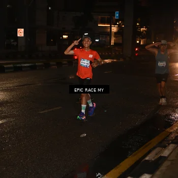 Runner Photo 7704837