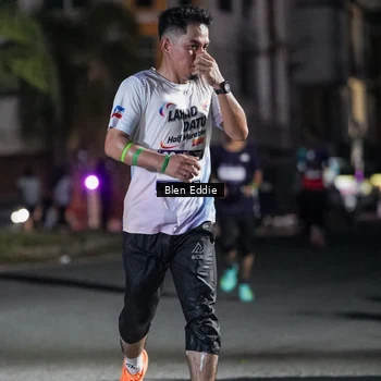 Runner Photo 7704839