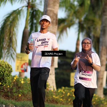 Runner Photo 7704843