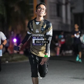 Runner Photo 7704847