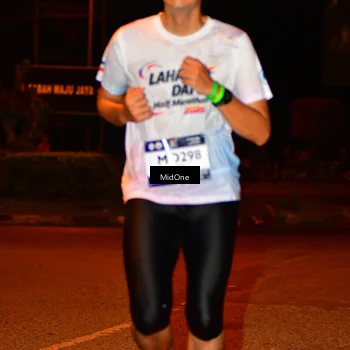 Runner Photo 7704849
