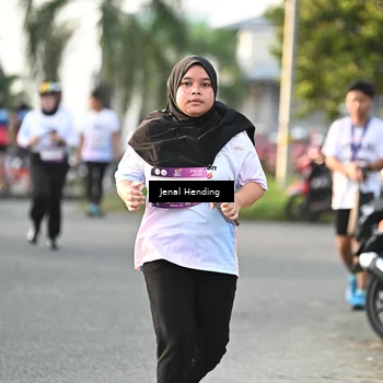 Runner Photo 7704882