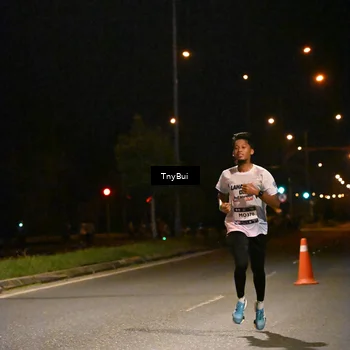 Runner Photo 7704883