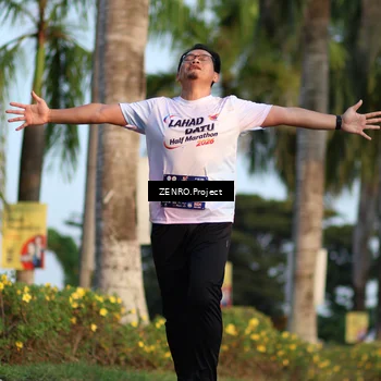 Runner Photo 7704884
