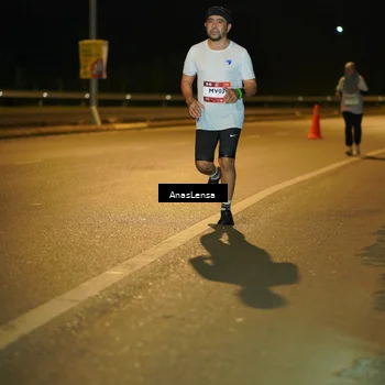 Runner Photo 7704896