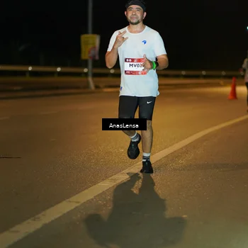 Runner Photo 7704900