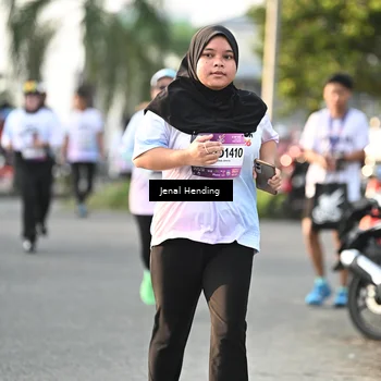 Runner Photo 7704901