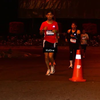 Runner Photo 7704903