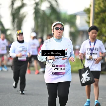 Runner Photo 7704906