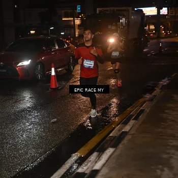 Runner Photo 7704915
